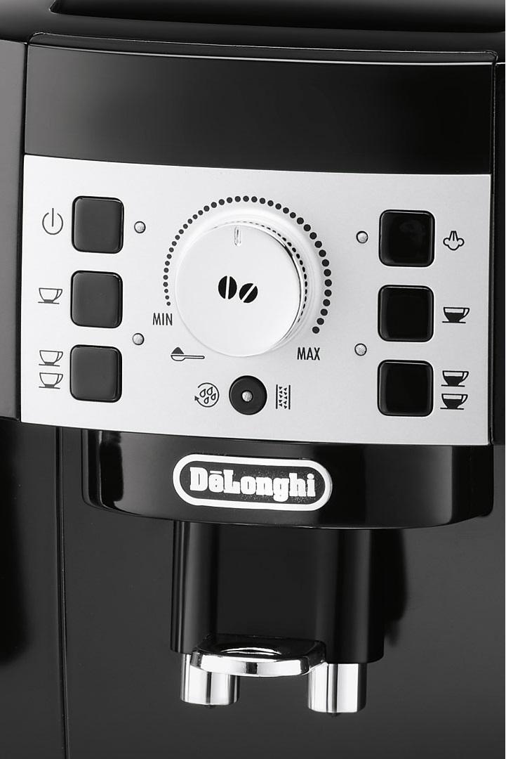 Кофемашина Delonghi Magnifica черный (ECAM22.110B)