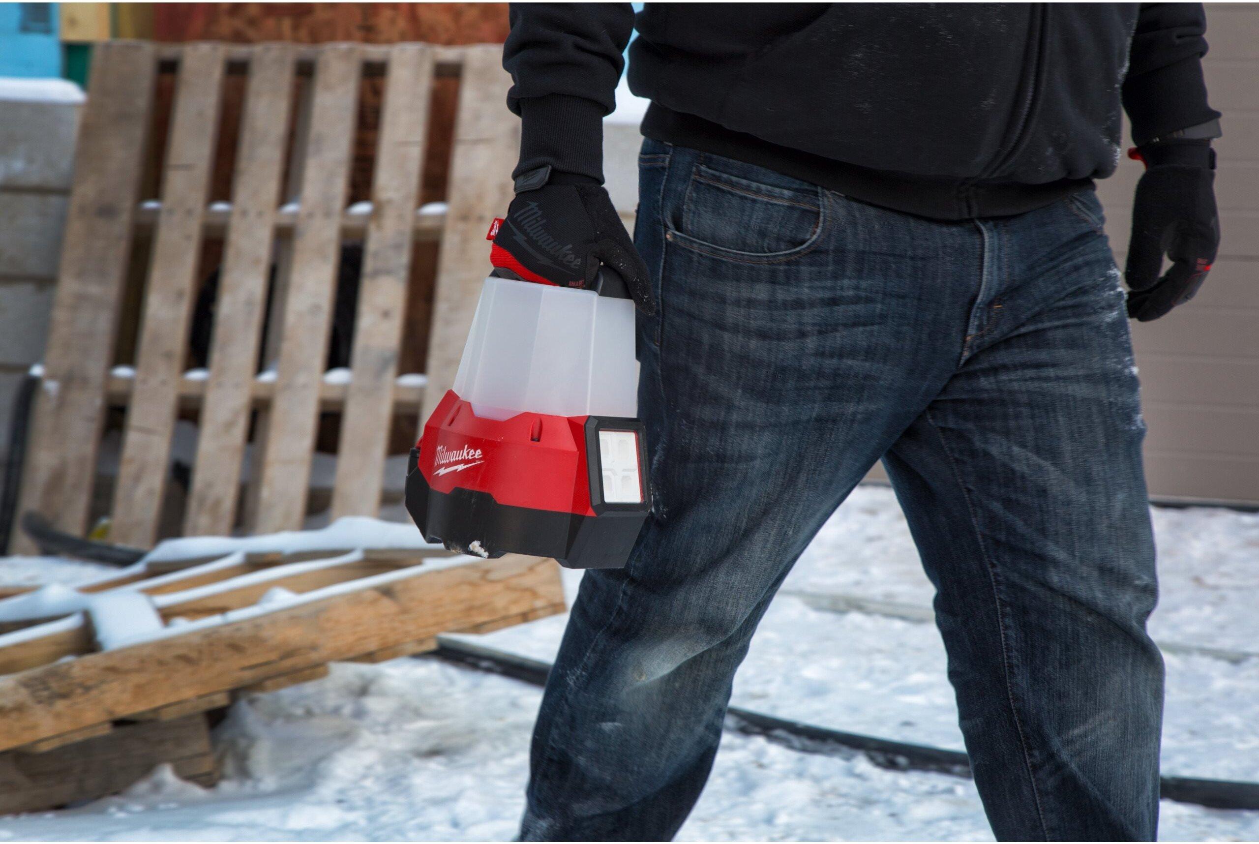 Фонарь Milwaukee M18 TAL-0 (4933464134)