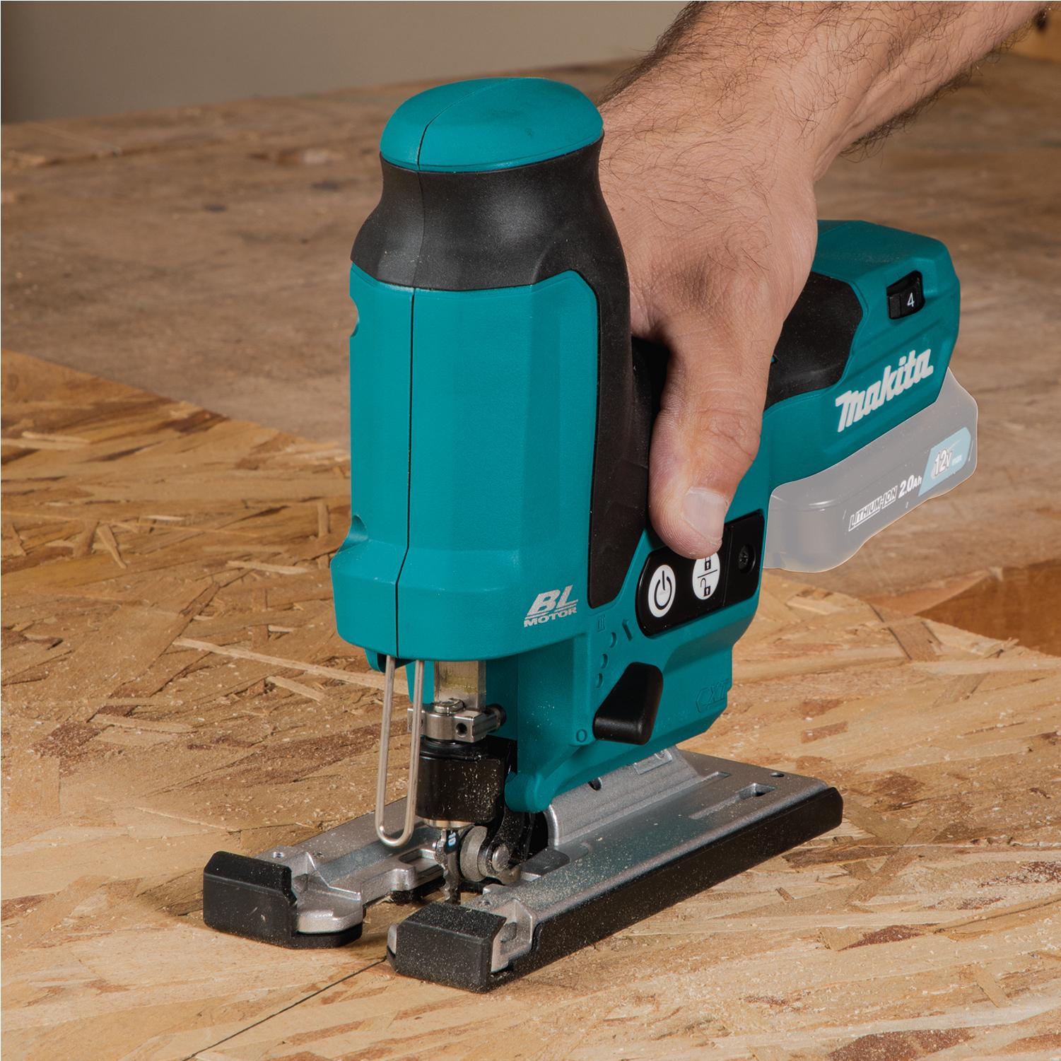 Электролобзик Makita JV102DZ