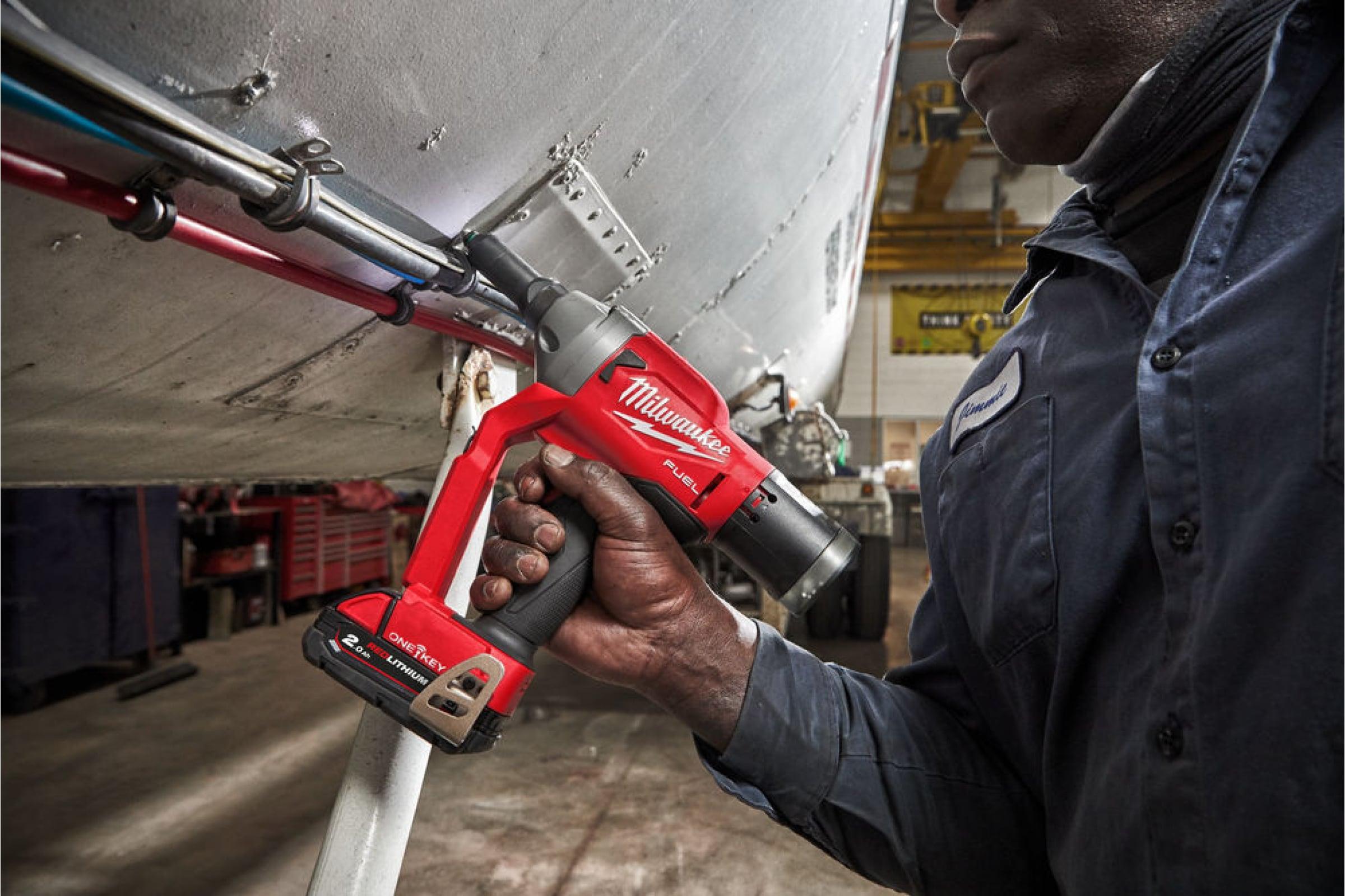 Аккумуляторный заклепочник Milwaukee M18 ONEFPRT-0X (4933478601)