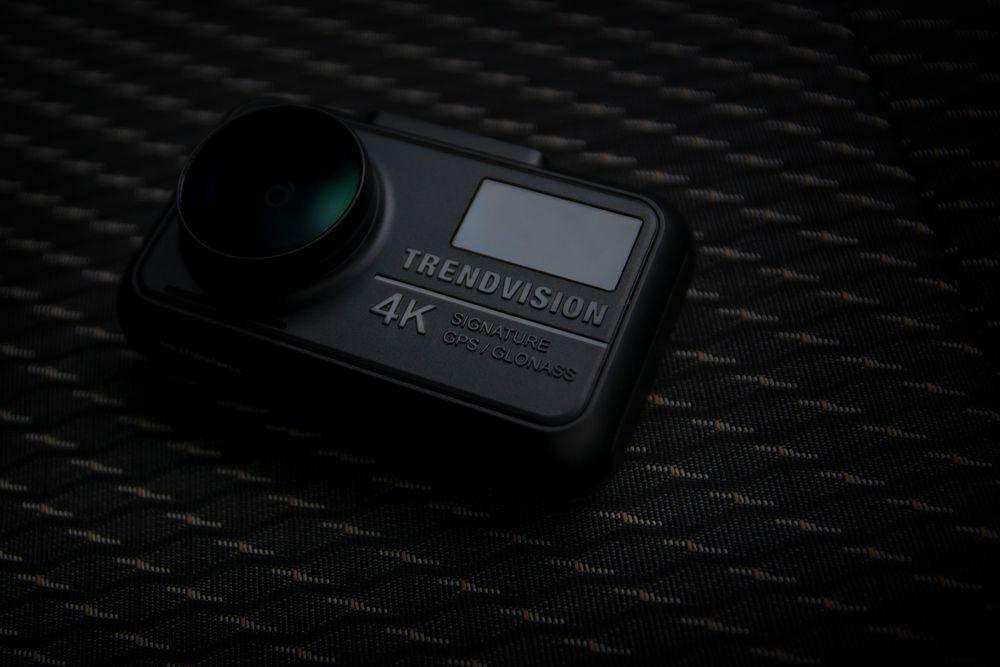 Автомобильный видеорегистратор TrendVision Hybrid Signature Real 4K черный