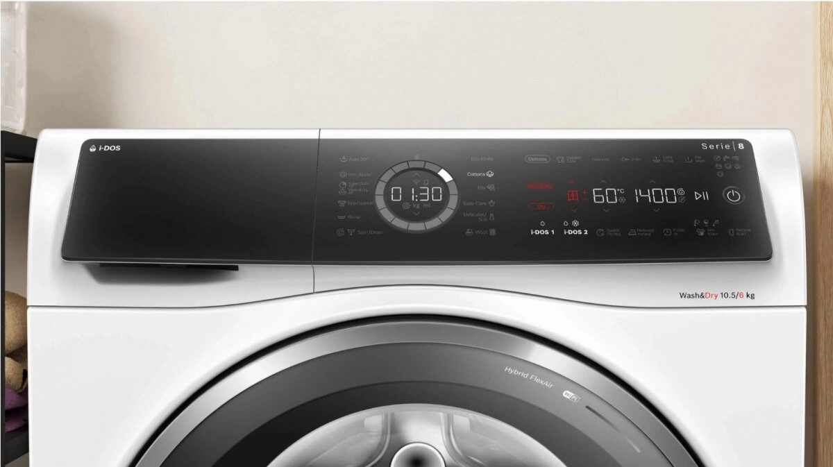 Стиральная машина Bosch Serie 8 WNC254A0SN белый