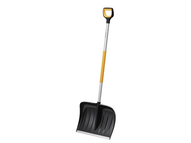 Лопата (скрепер) для снега X-series FISKARS (530х385)