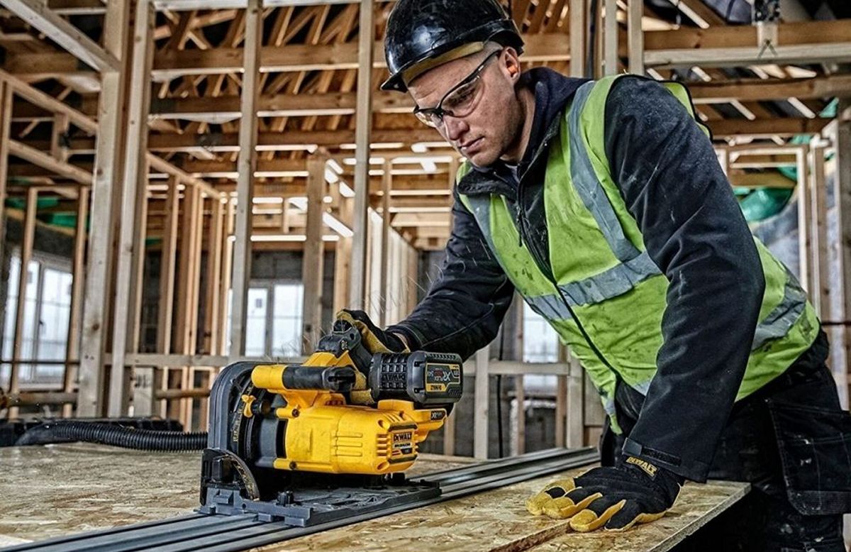 Направляющая шина для пилы DeWalt DWS5022-XJ