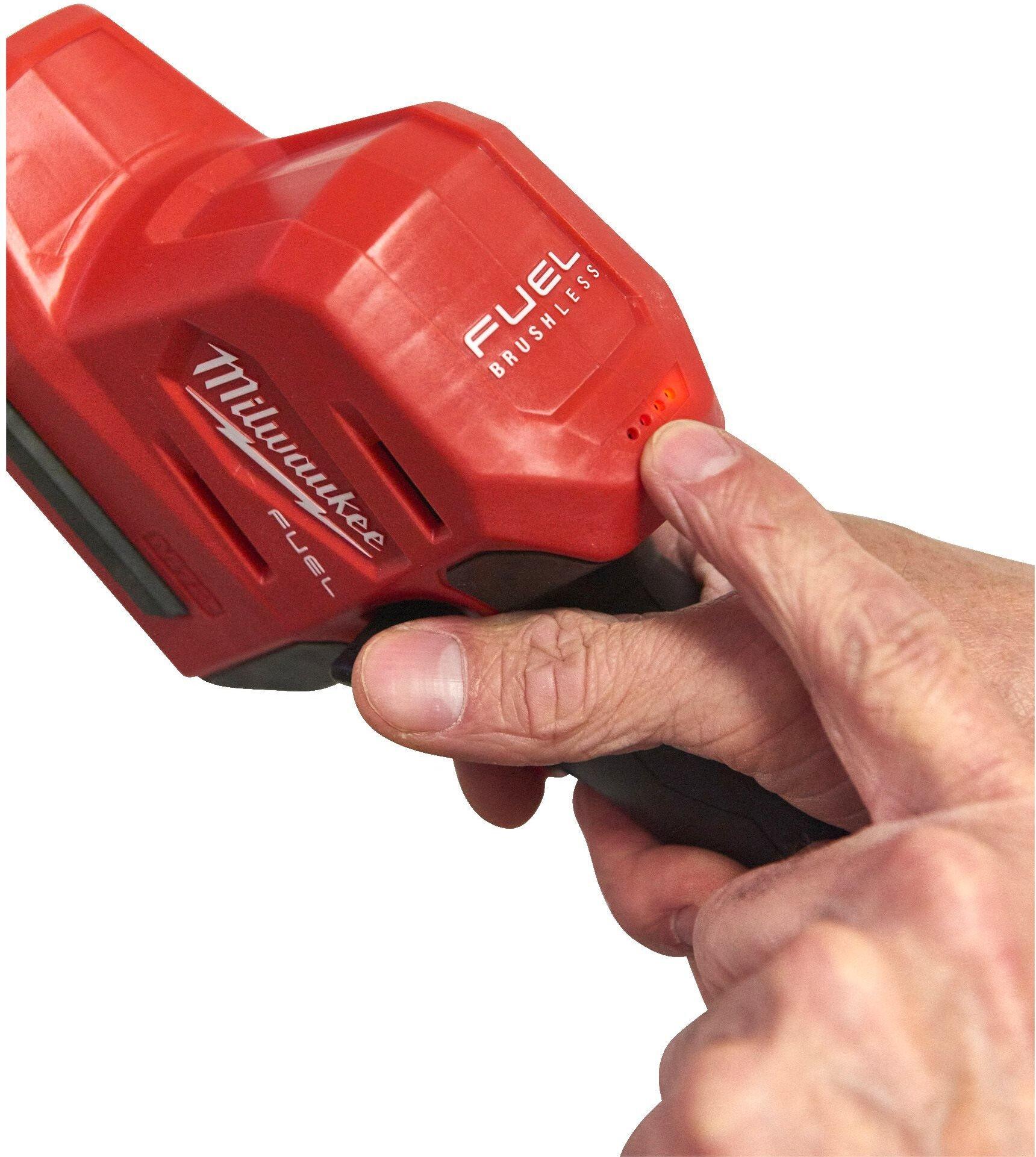 Кусторез Milwaukee M12 FHT20-0 (4933479675)