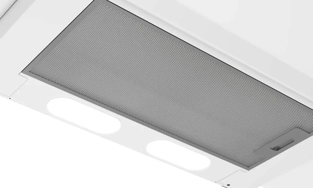 Кухонная вытяжка Indesit INT 62HR WH белый (869890500040)