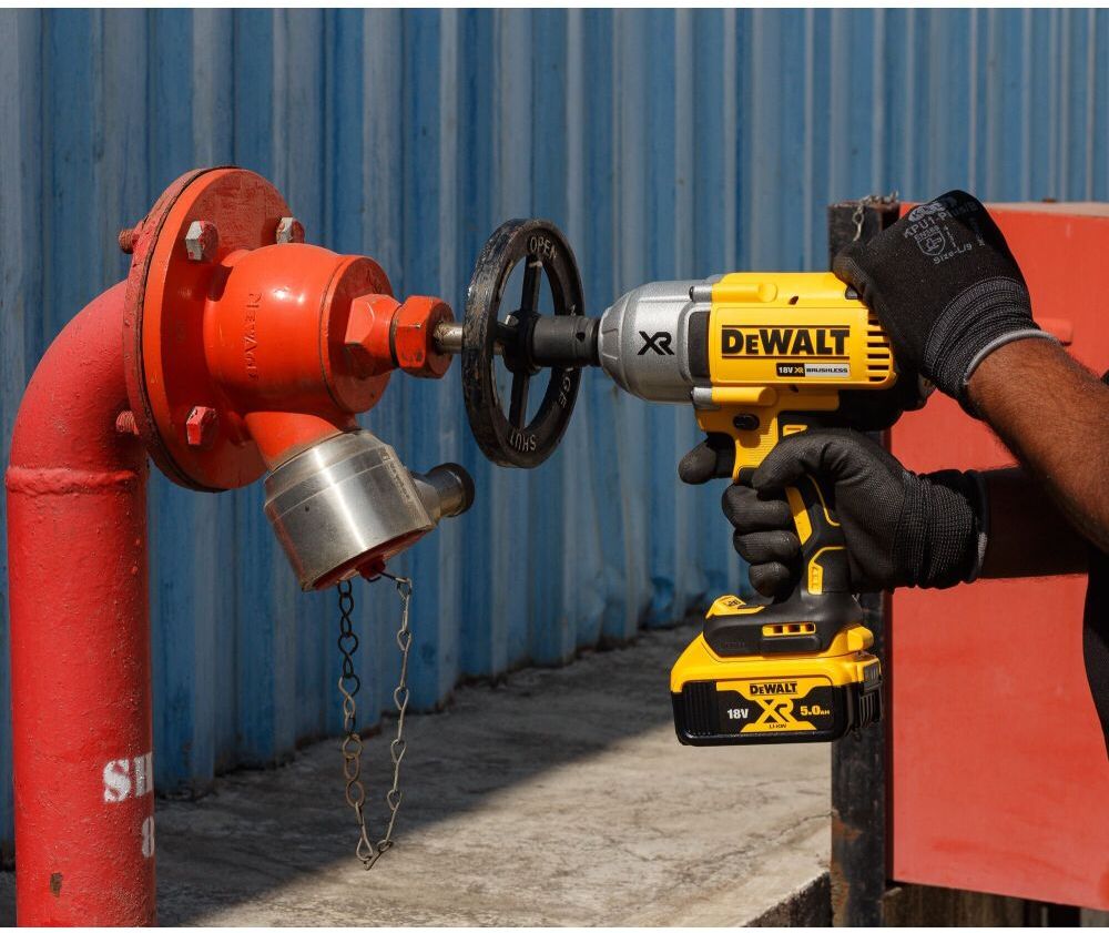Гайковерт DeWalt DCF899P2-QW