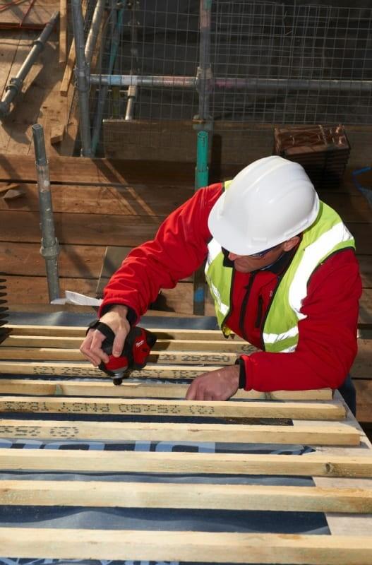 Аккумуляторный скобозабиватель Milwaukee C12 PN-0 (4933427182)