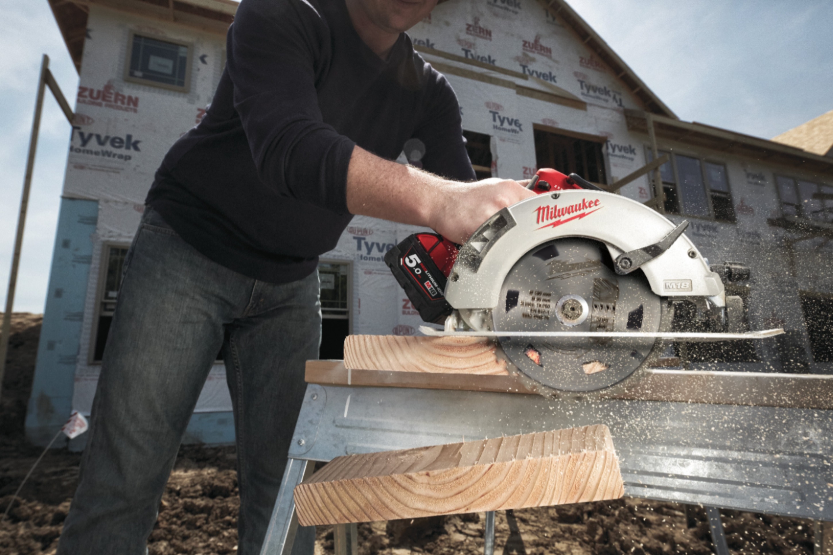 Дисковая (циркулярная) пила Milwaukee M18 BLCS66-502X (4933464590)