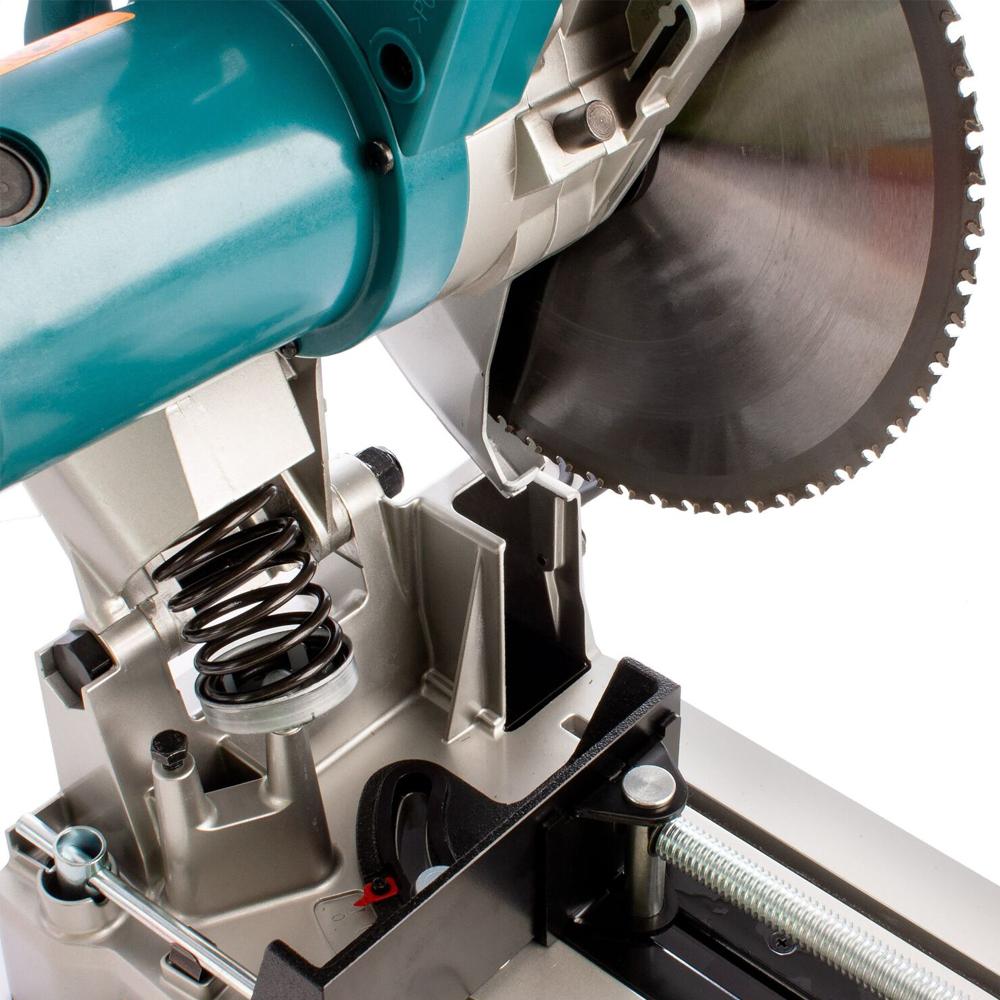 Монтажная (отрезная) пила Makita LC 1230 N