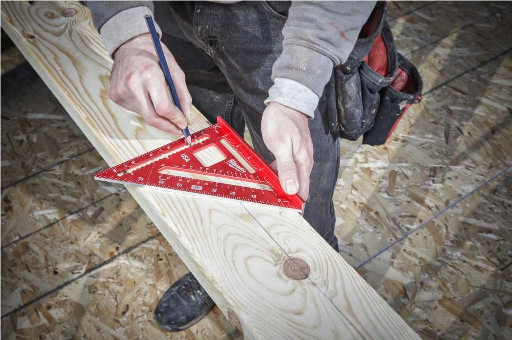 Угольник строительный Milwaukee 4932472123