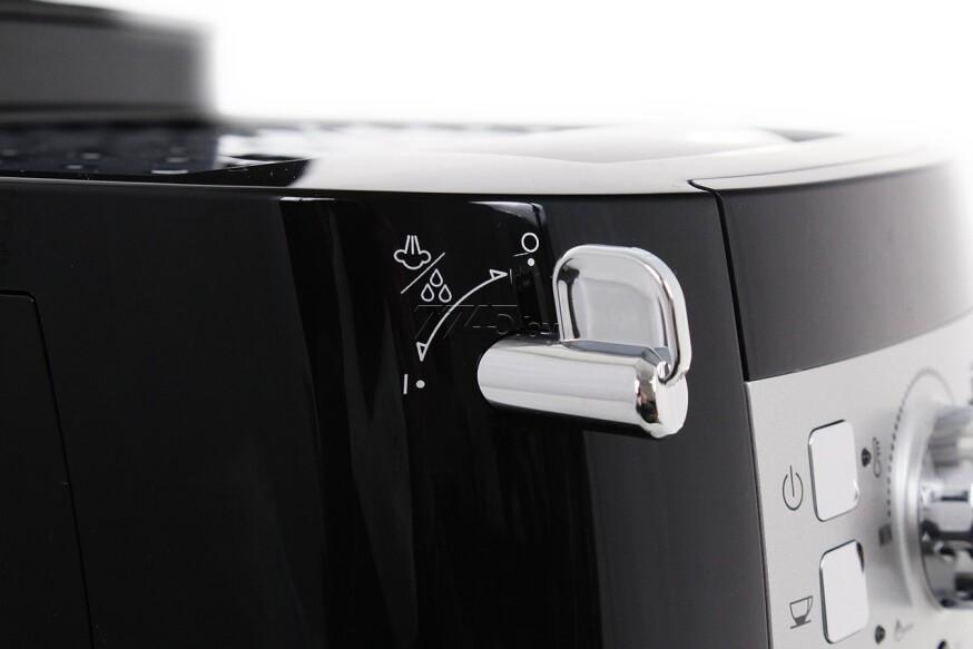 Кофемашина Delonghi Magnifica черный (ECAM22.114.B)