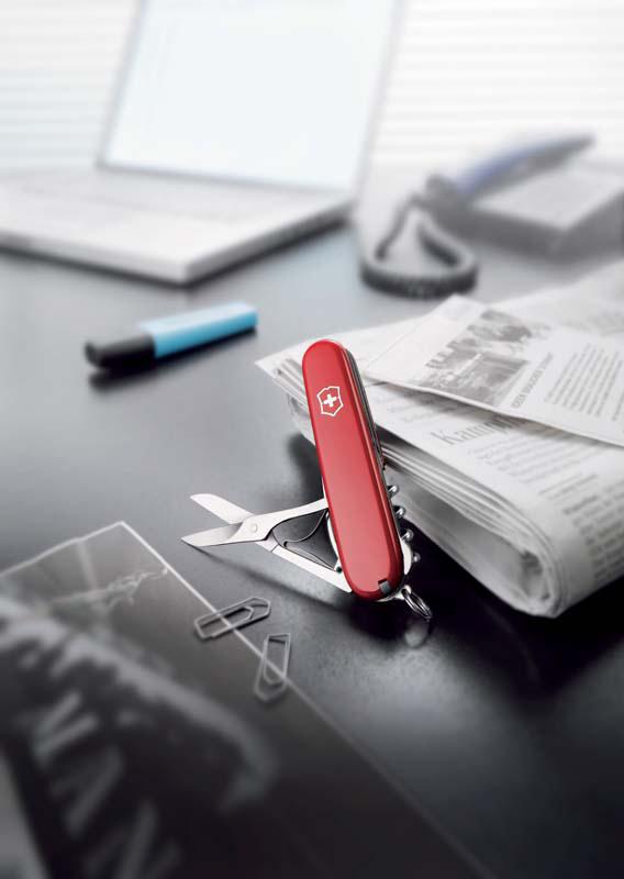 Мультитул Victorinox Compact красный (1.3405)