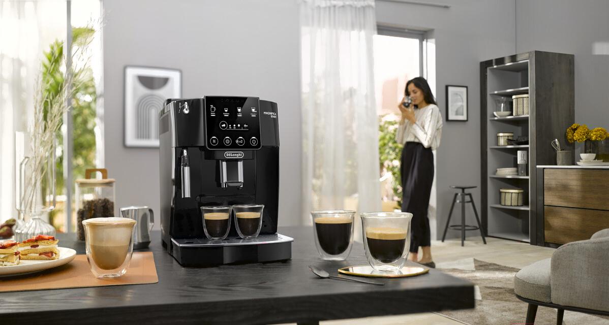 Кофемашина DeLonghi ECAM220.30.SB