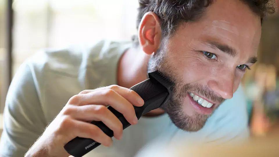 Триммер для волос Philips BT3234/15 черный
