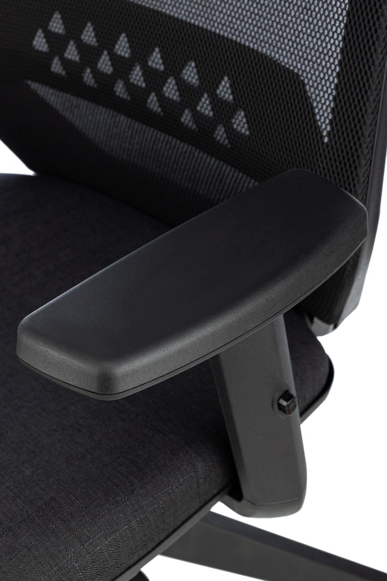 Офисное кресло Бюрократ MC-611NL черный TW-01 38-418 пластик (MC-611NL/B/418B)