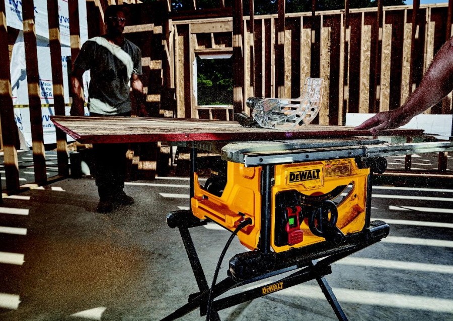 Станок DeWalt DWE7485-QS