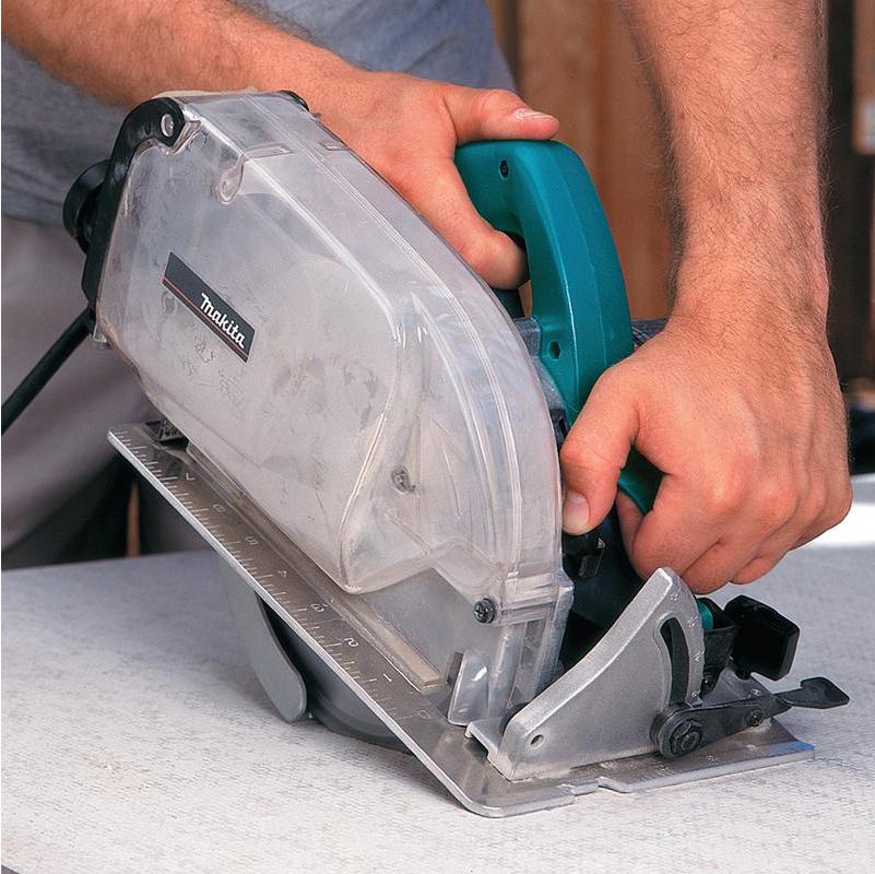 Дисковая (циркулярная) пила Makita 5057KB