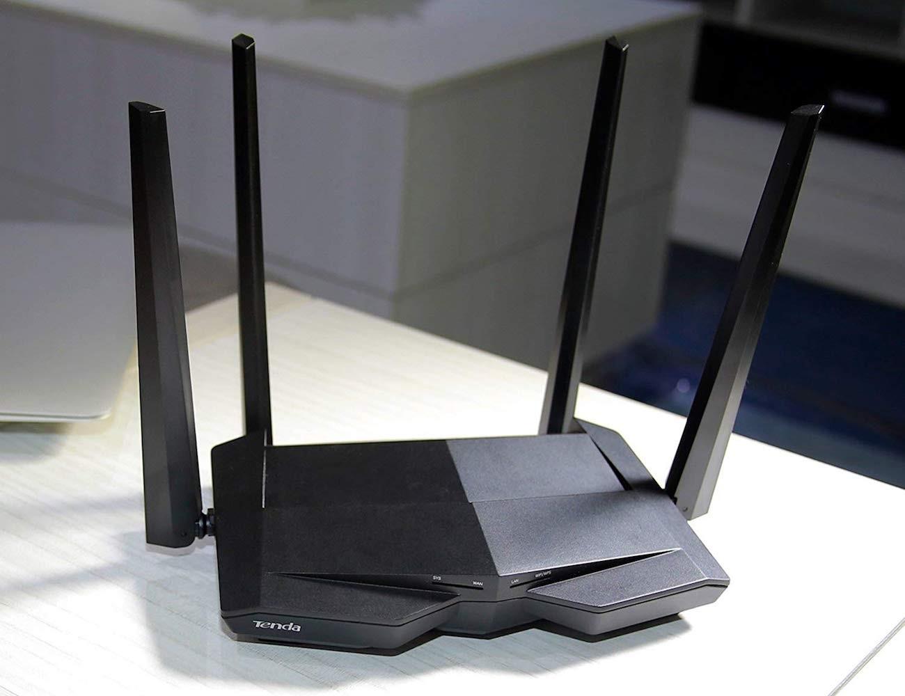 Беспроводной маршрутизатор Tenda 1200MBPS AC10