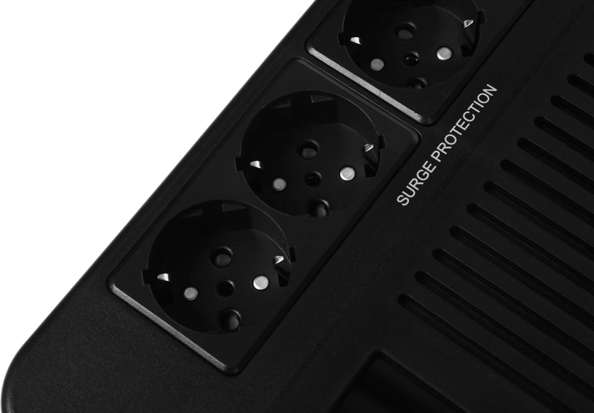 Источник бесперебойного питания Smartwatt Safe Pro LCD черный (3703020280001)