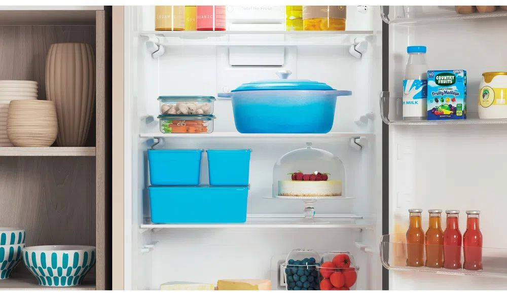 Холодильник Indesit ITR5180E