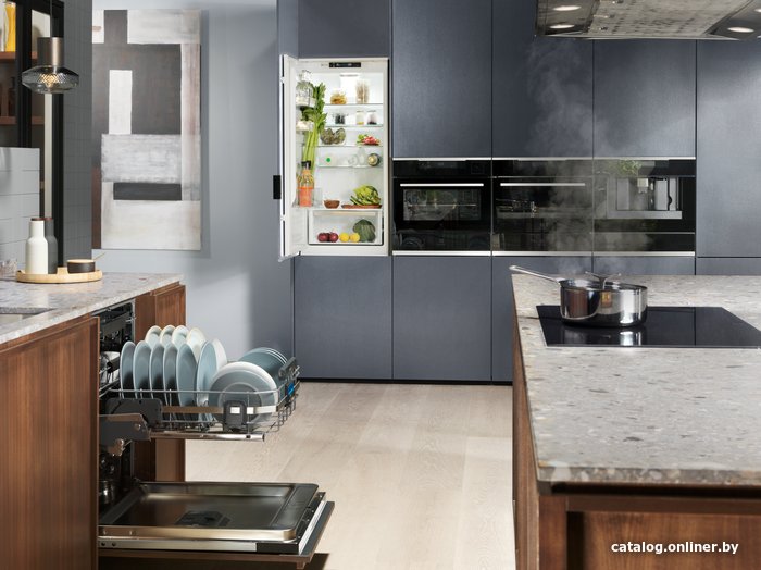Посудомоечная машина Electrolux EEC67310L