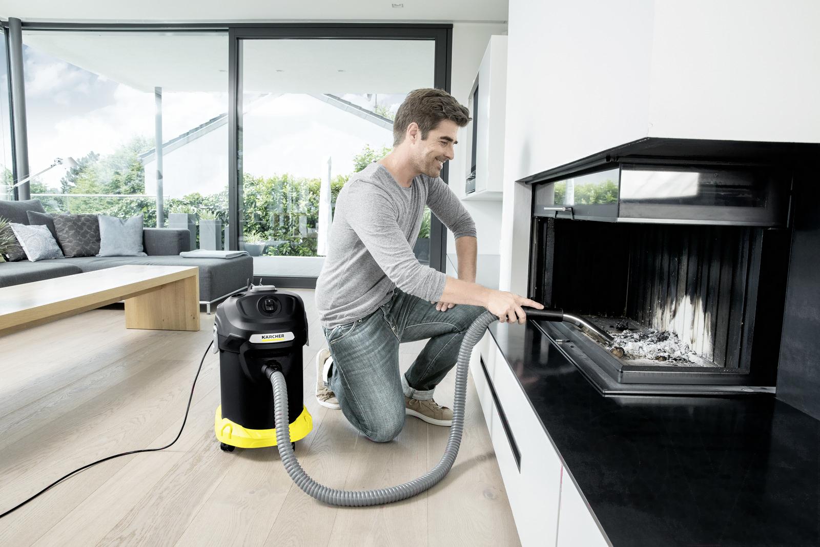 Пылесос Karcher AD 4 Premium Black/Yellow (1.629-731.0)