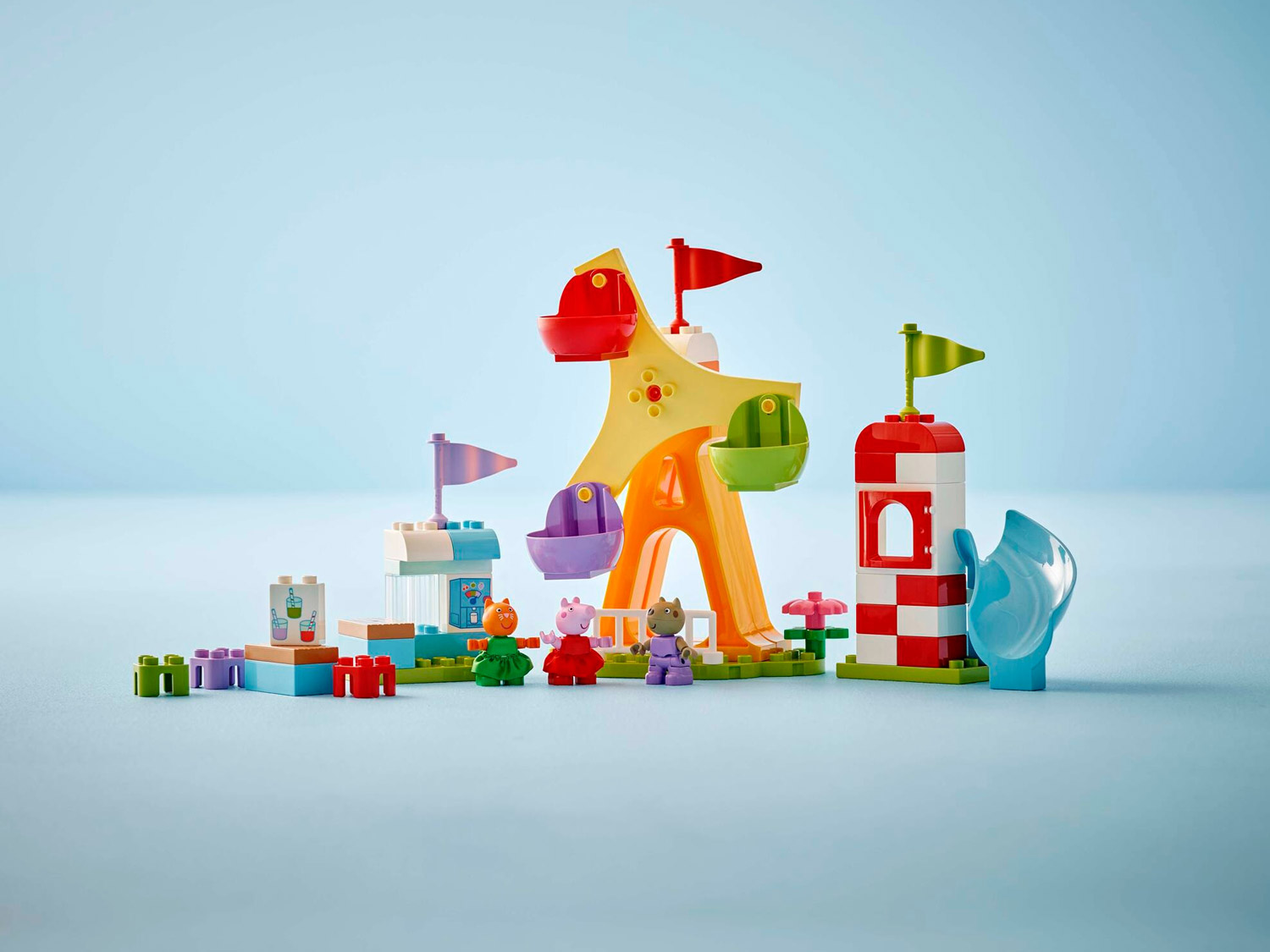 Конструктор Lego Duplo Ярмарка развлечений Свинки Пеппы (10453)