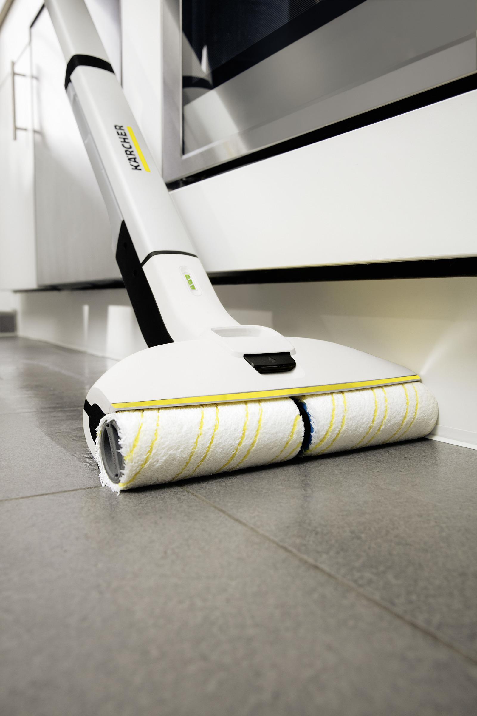 Пылесос Karcher EWM 2 белый (1.056-310.0)