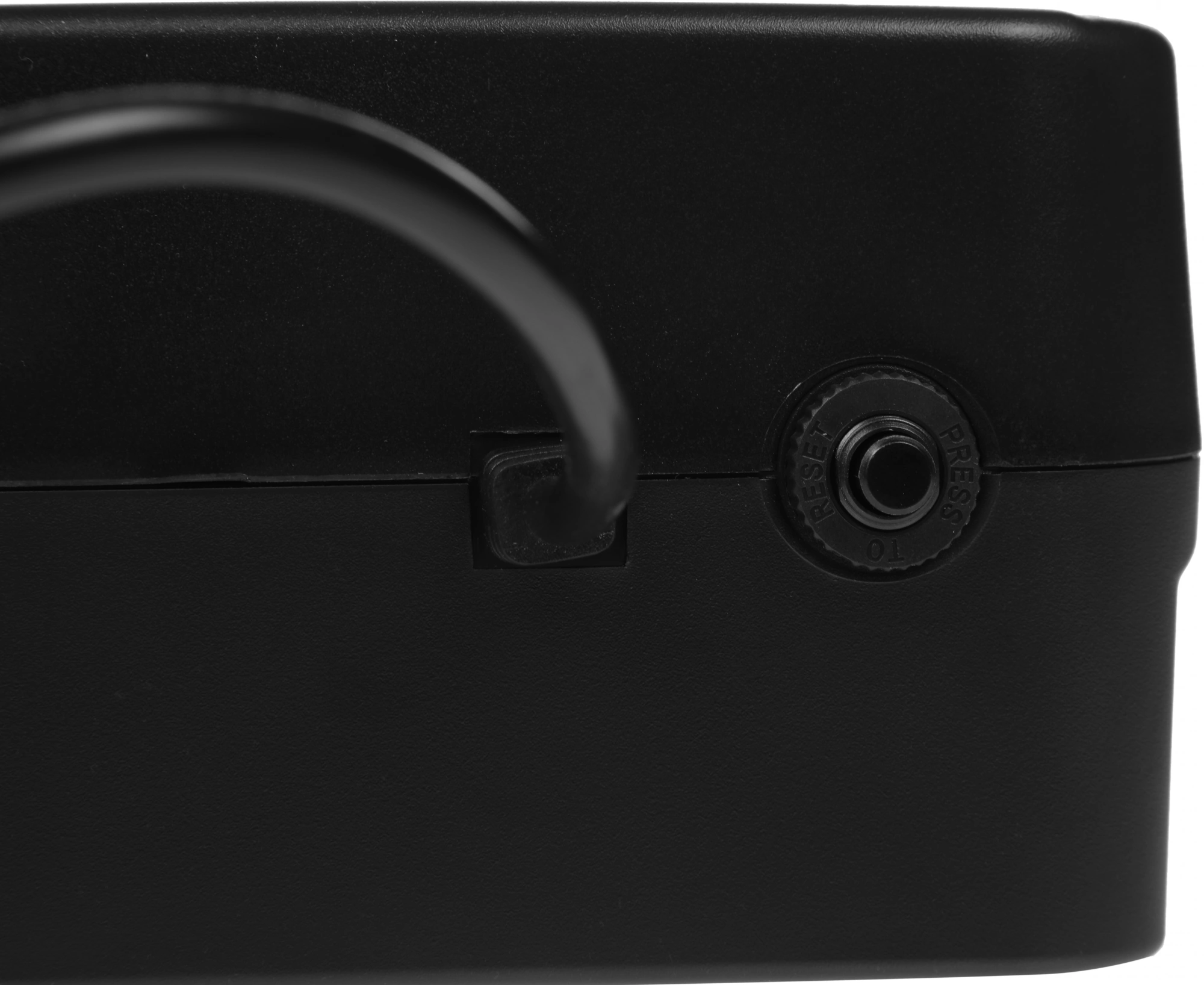 Источник бесперебойного питания Smartwatt SAFE PRO LCD 1000 черный (3703020280003)