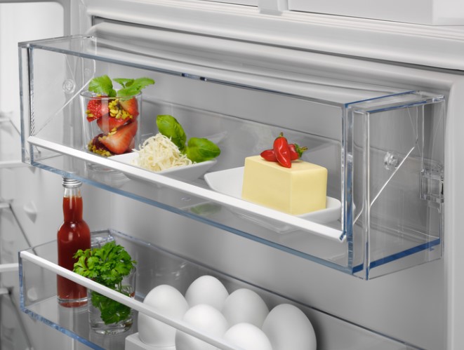 Холодильник AEG TSC7G181ES белый