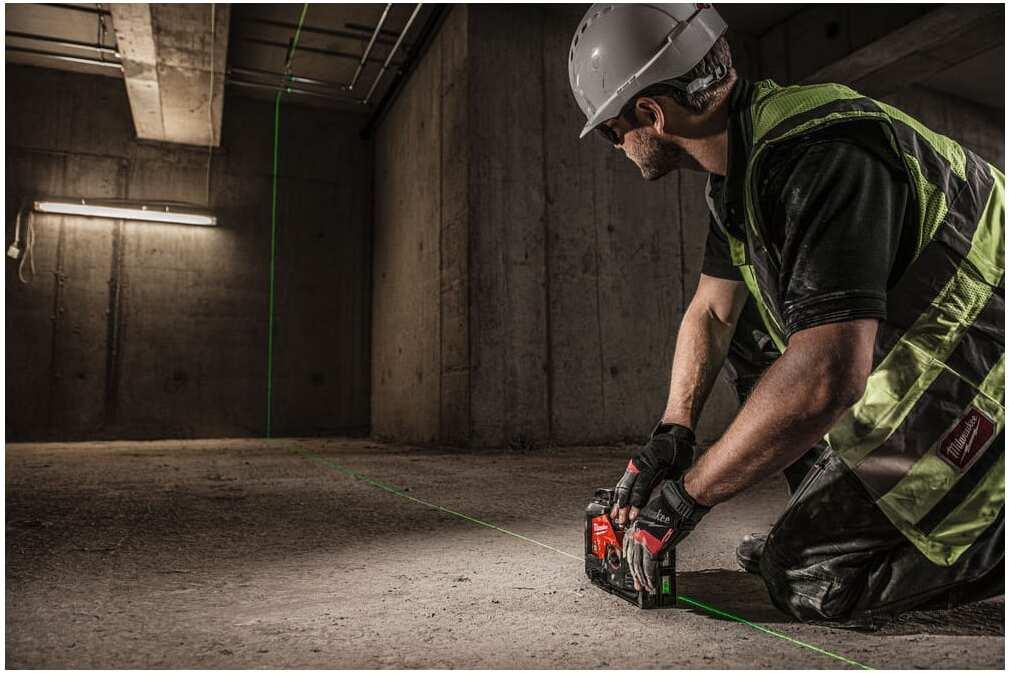 Лазерный нивелир Milwaukee M12 3PL-0C (4933478103)