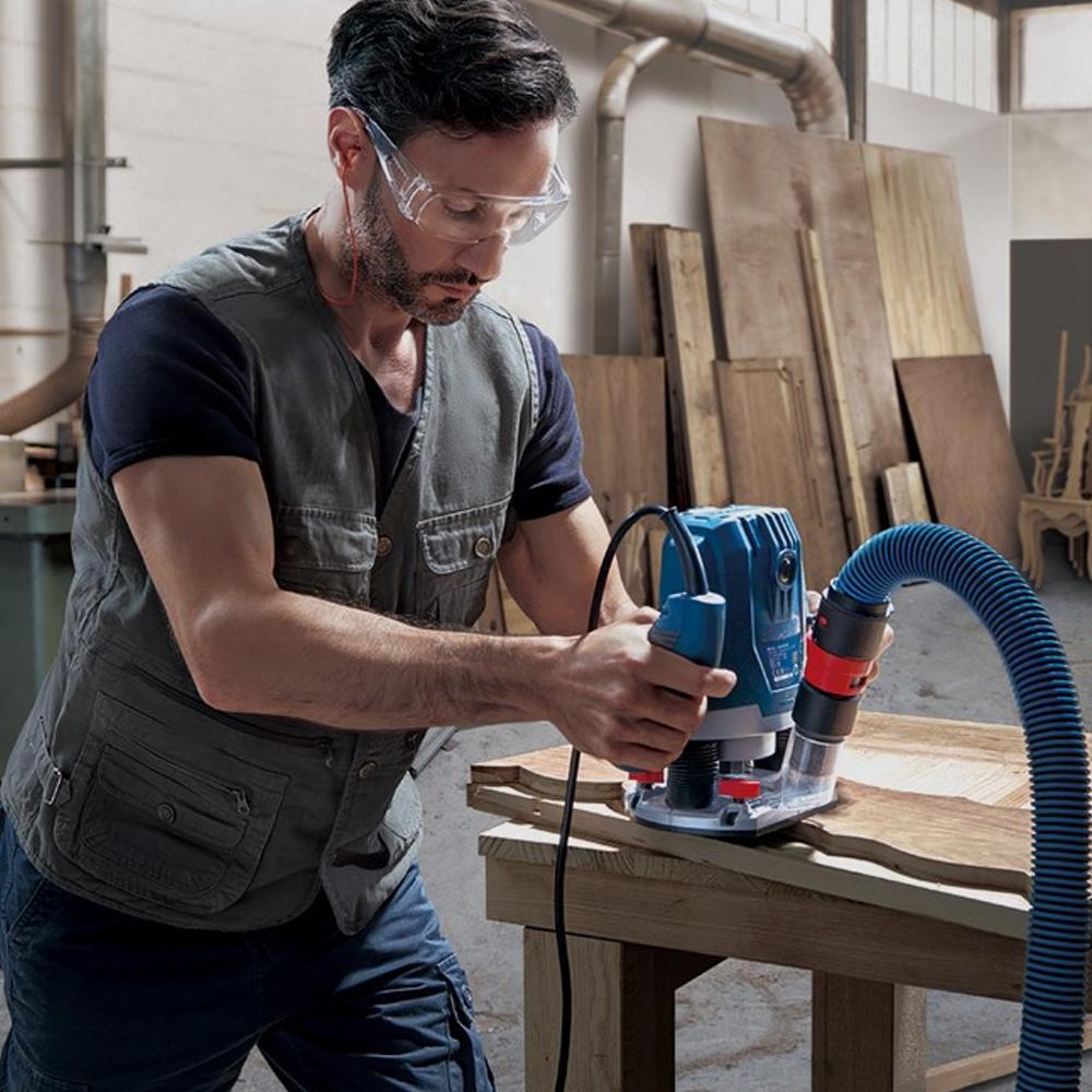 Фрезер Bosch GOF 130 Professional (06016B7000)