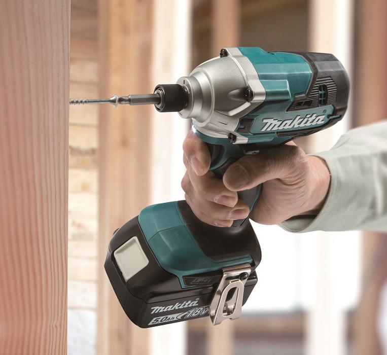 Дрель-шуруповерт Makita DTD 156 RFE