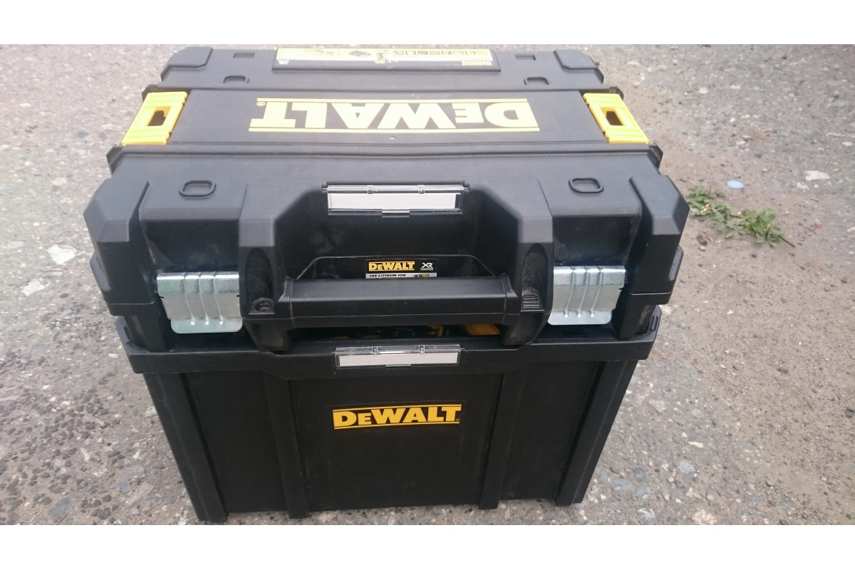 Ящик для инструментов DeWalt DWST1-71228
