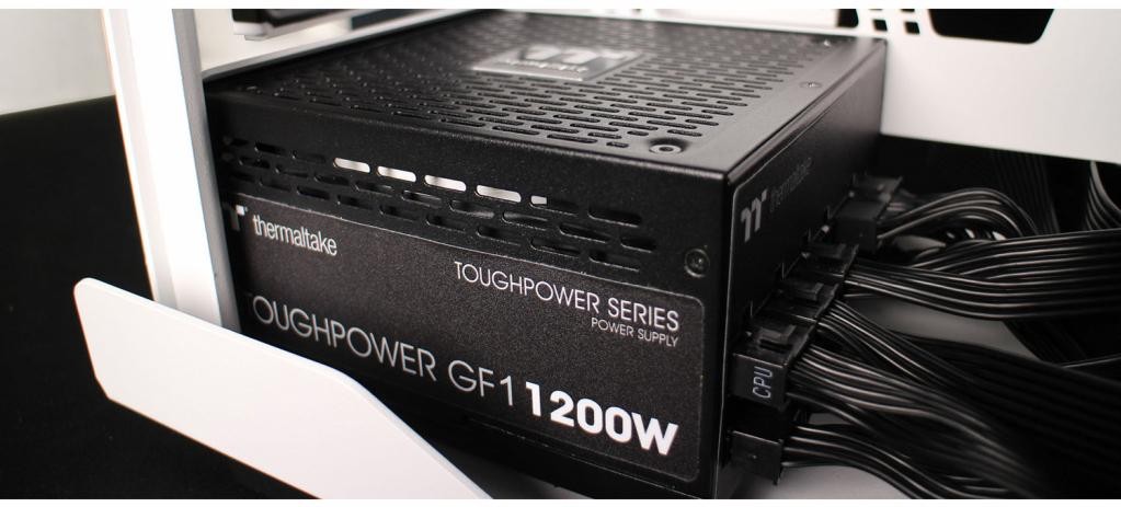 Блок питания Thermaltake Toughpower GF1 ARGB 80+ gold ATX 1200W (PS-TPD-1200FNFAGE-1)