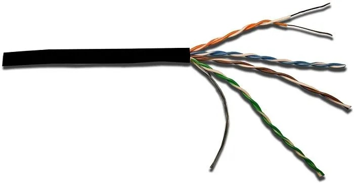 Кабель витая пара Lanmaster LAN-5EUTP-HFLT-BK черный