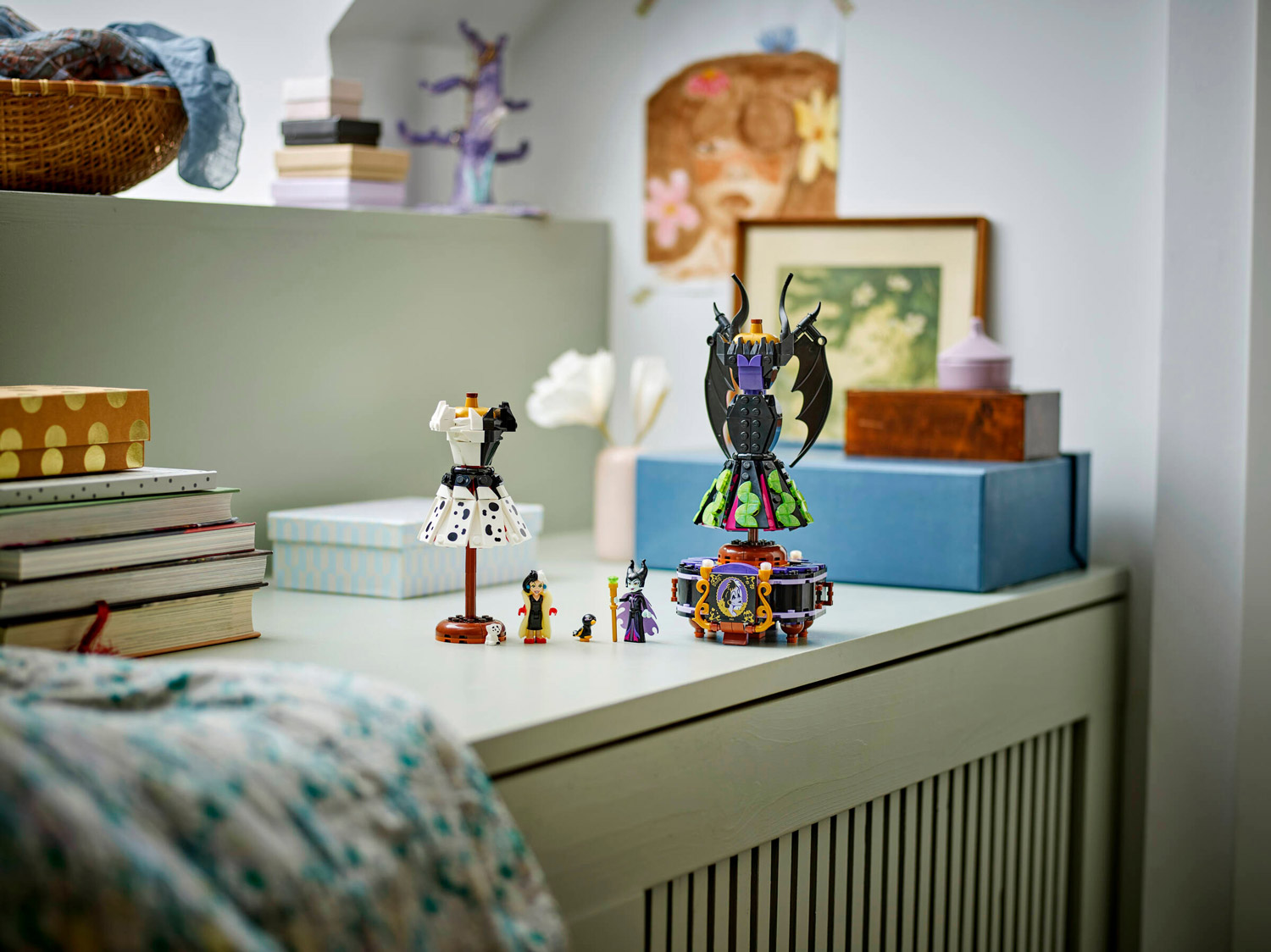 Конструктор Lego Disney Платья Малефисенты и Круэллы Де Виль (43262)