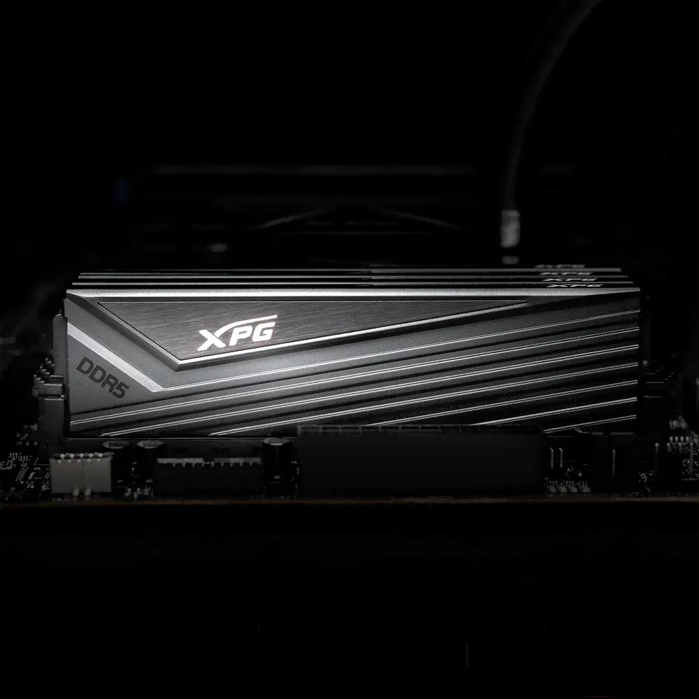 Оперативная память A-Data XPG Caster 32GB DDR5 PC5-48000 (AX5U6000C3016G-DCCAGY)