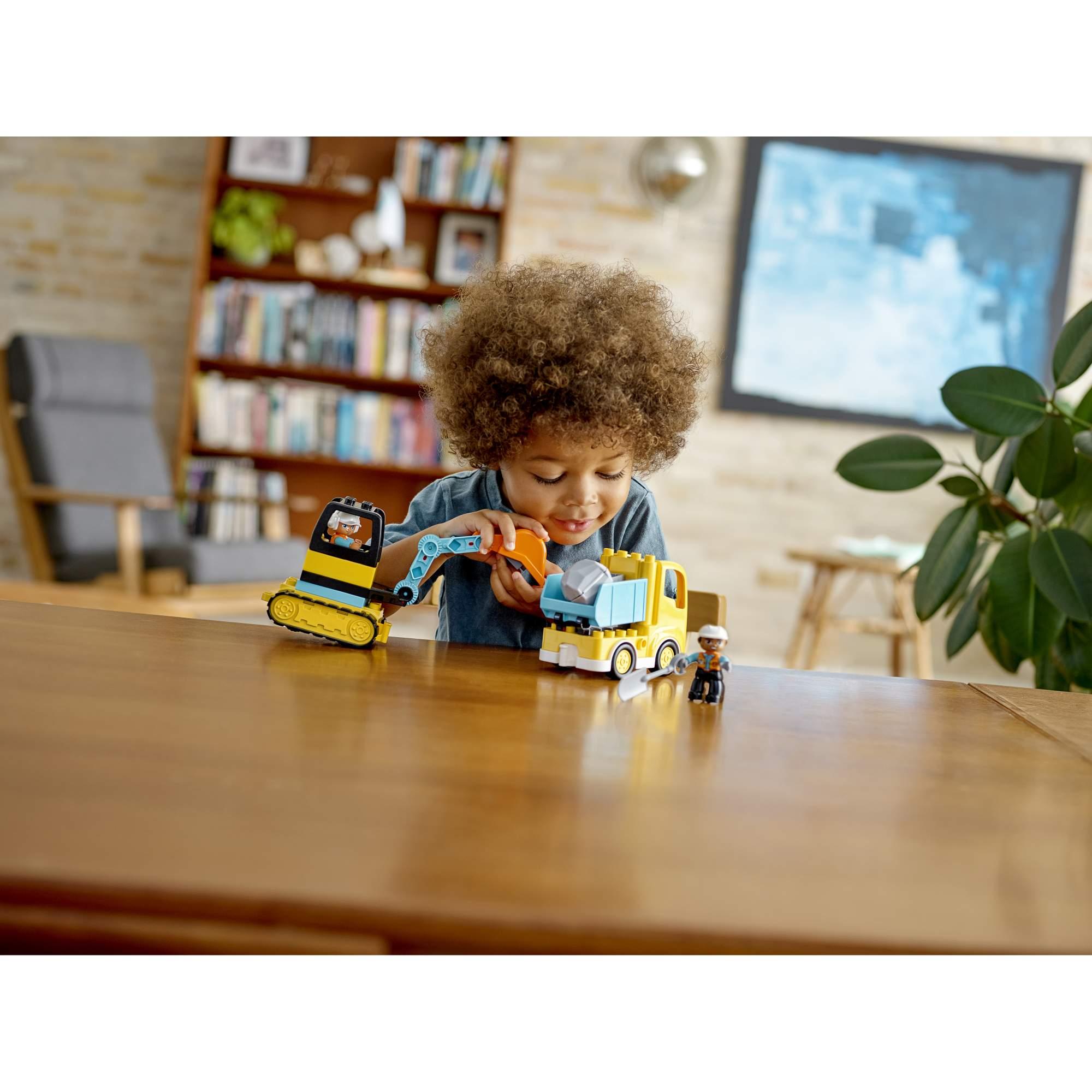 Конструктор Lego Duplo Грузовик и гусеничный экскаватор (10931)