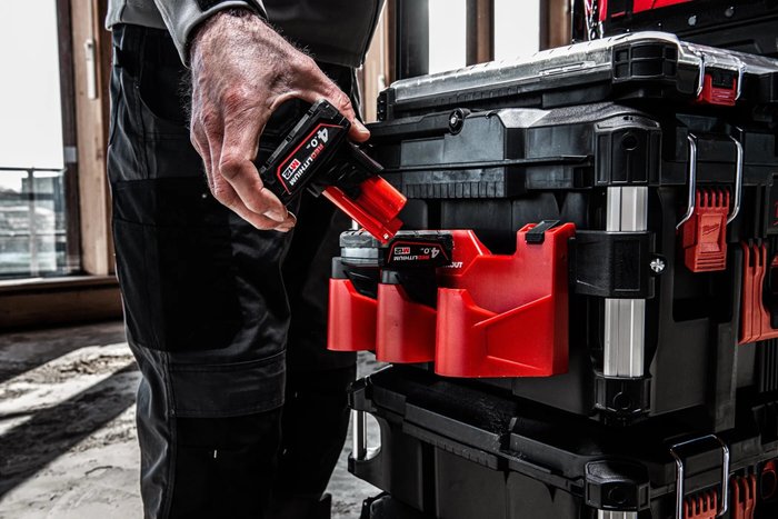 Держатель для батарей Milwaukee 4932498646