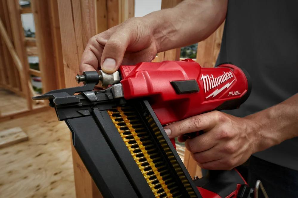 Аккумуляторный гвоздезабиватель Milwaukee Fuel M18 FFN21-0C (4933478993)