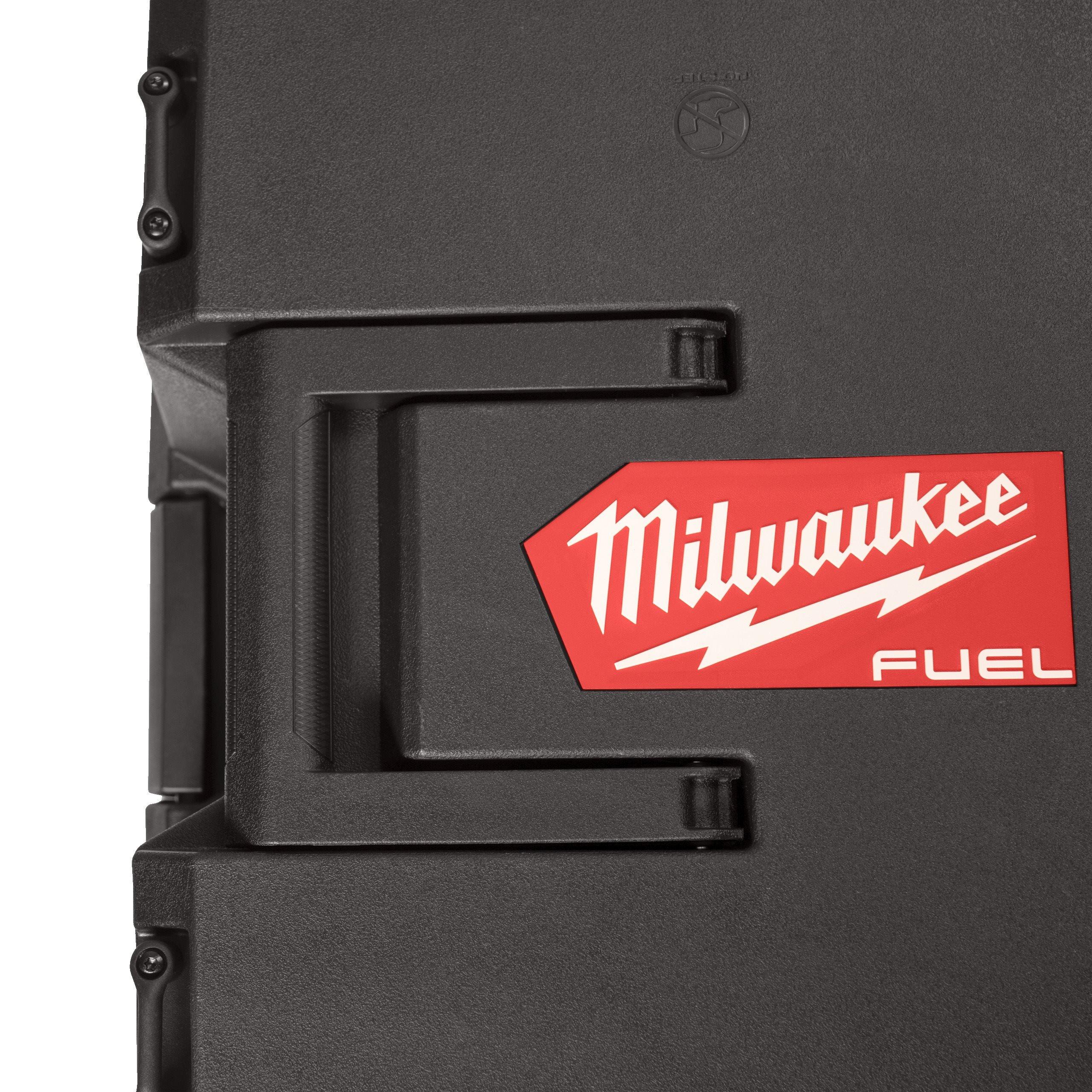 Пылесос Milwaukee M18 F2VC23L (4933478964)