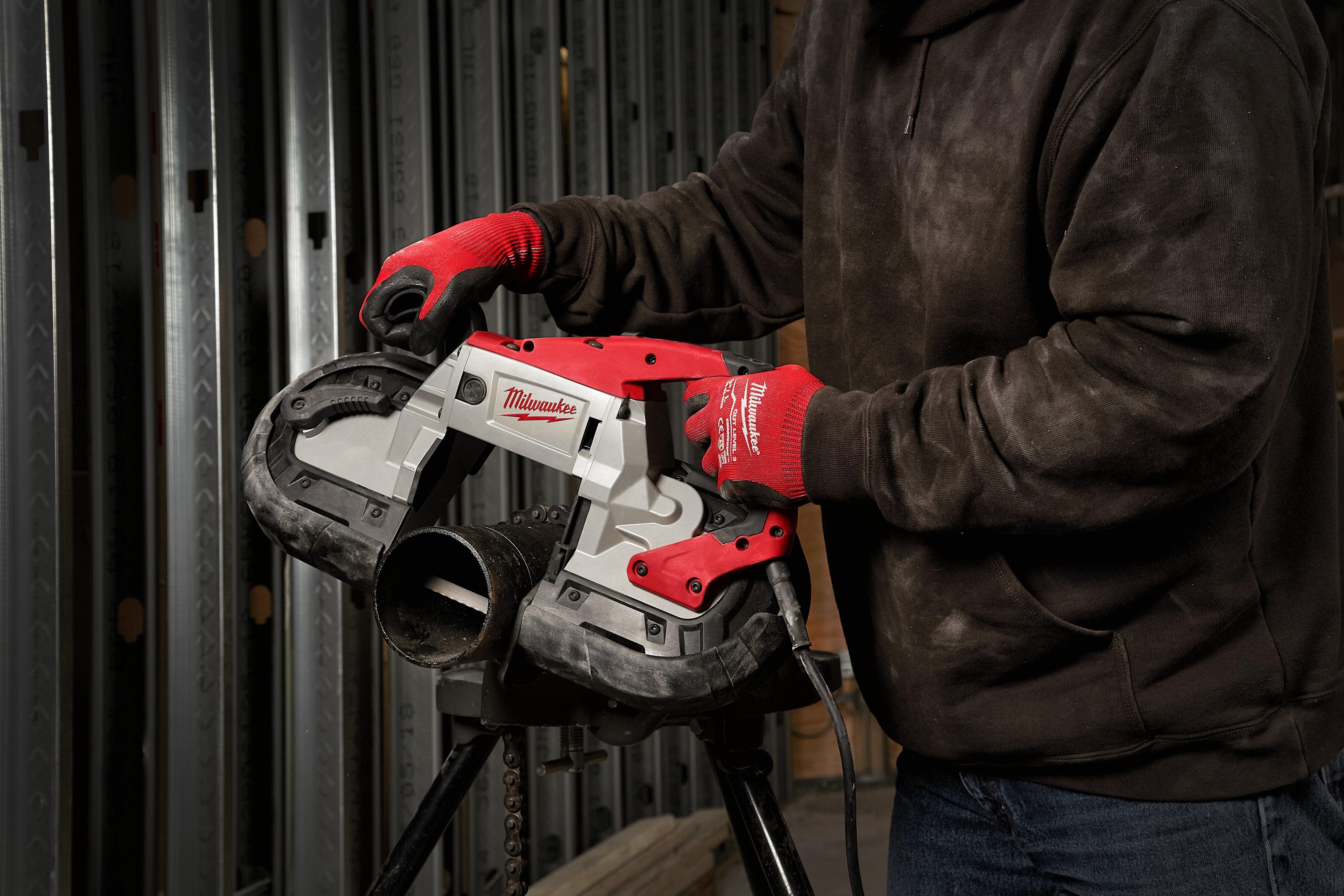 Защитный кожух Milwaukee для M18 CBS125 (4932471459)