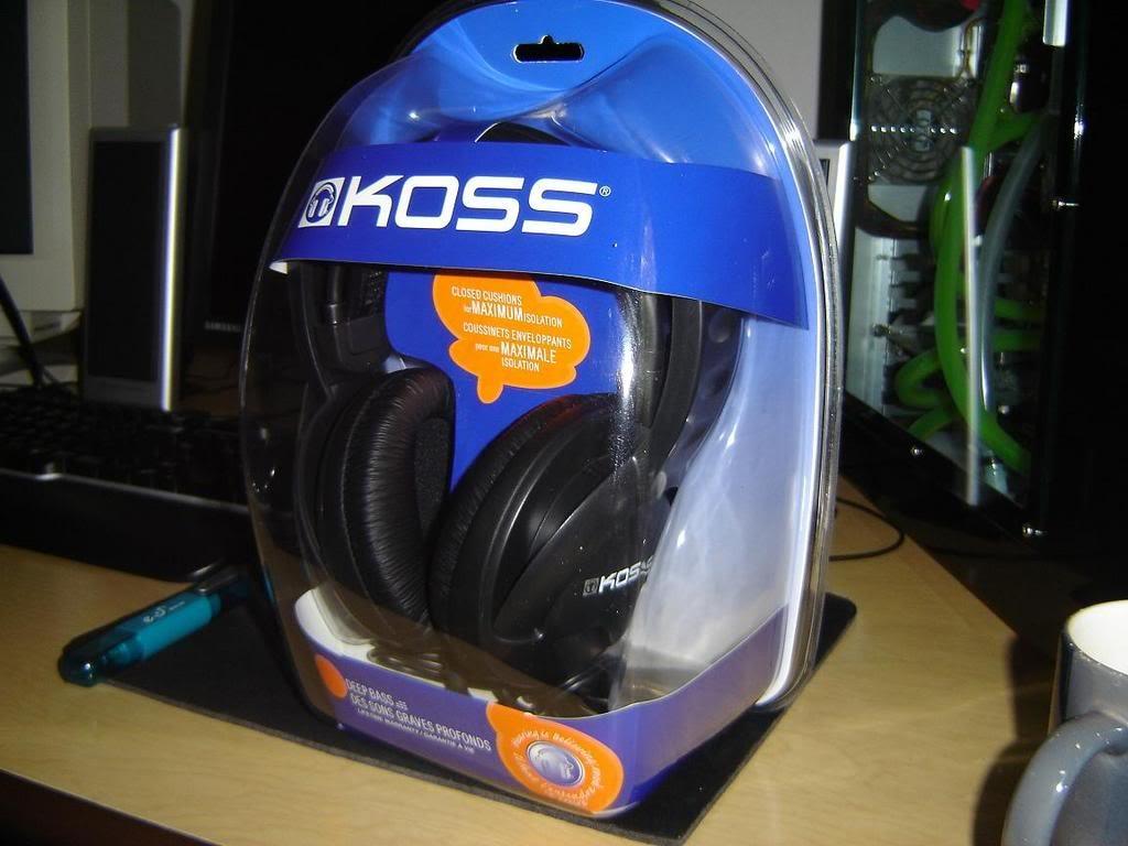 Наушники Koss UR20 3.2м черный (17131072)