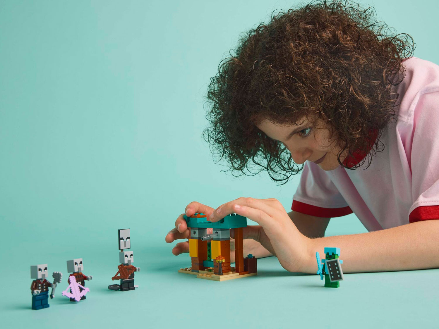 Конструктор Lego Minecraft Пустынный патруль илладжеров (21267)