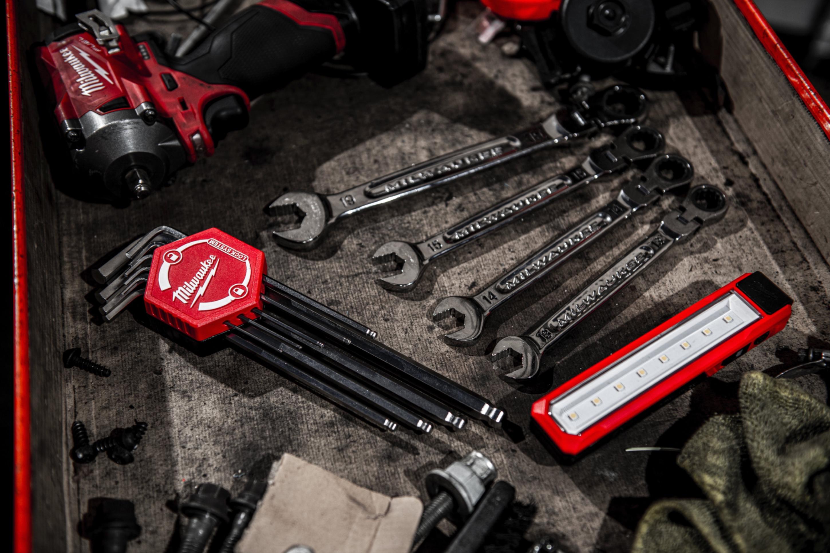 Набор ключей Milwaukee Compact 4932492399