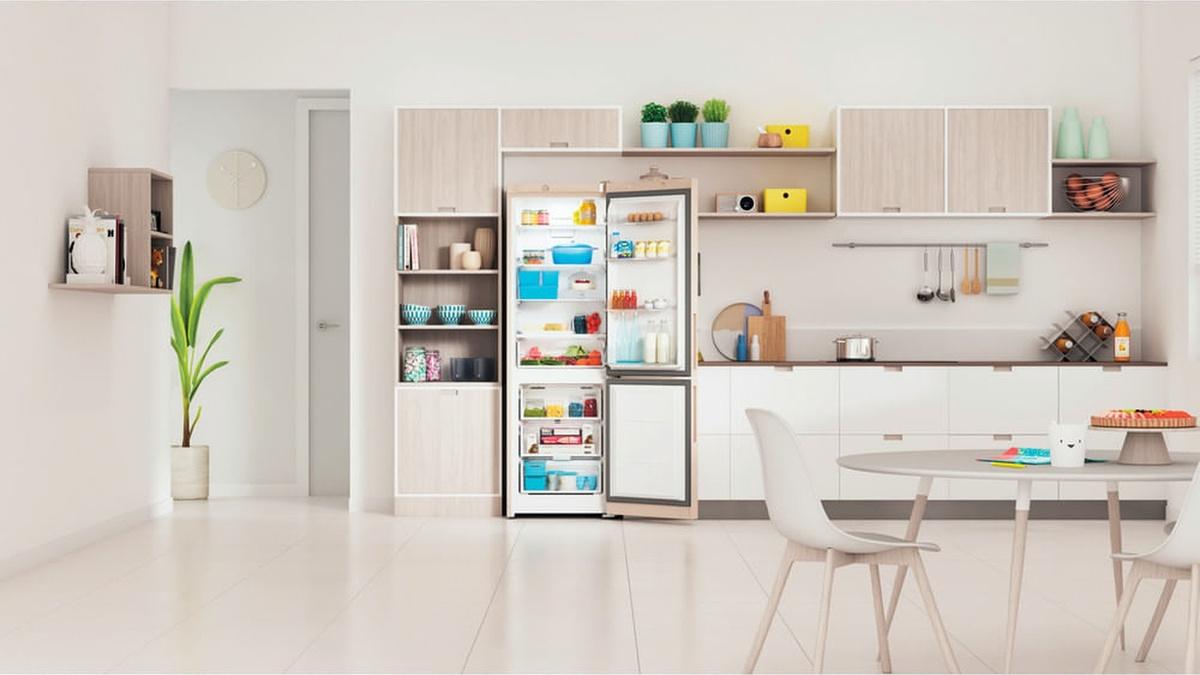 Холодильник Indesit ITR 4180 E
