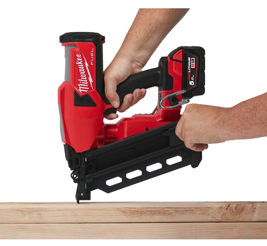 Аккумуляторный нейлер Milwaukee M18 FDN-0X (4933493600)