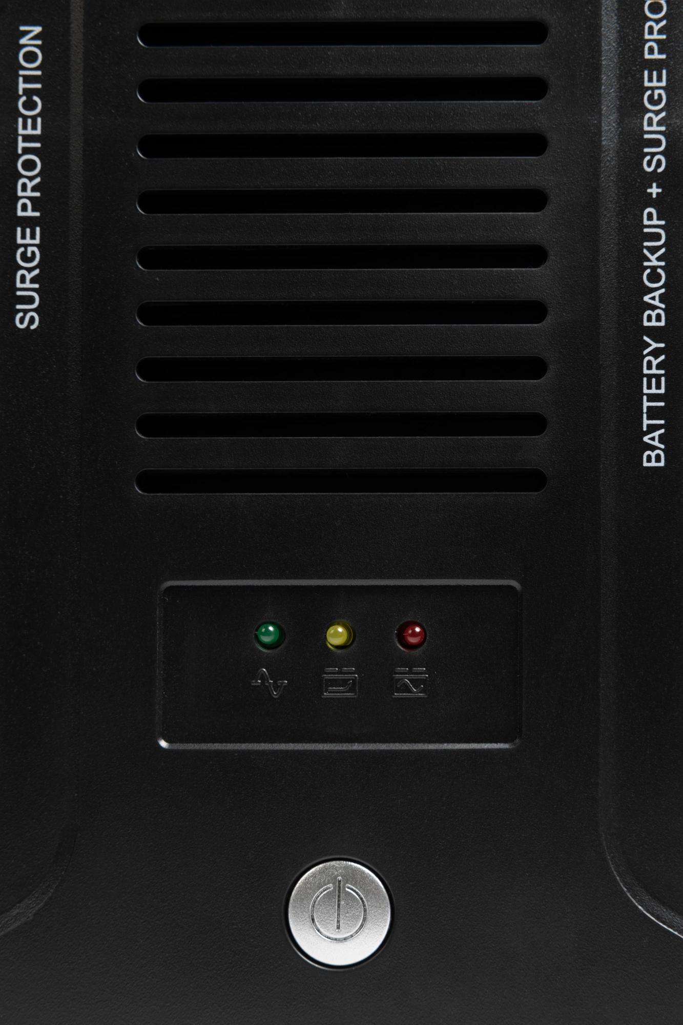 Источник бесперебойного питания Smartwatt Safe Pro 1000 черный (3703020270001)